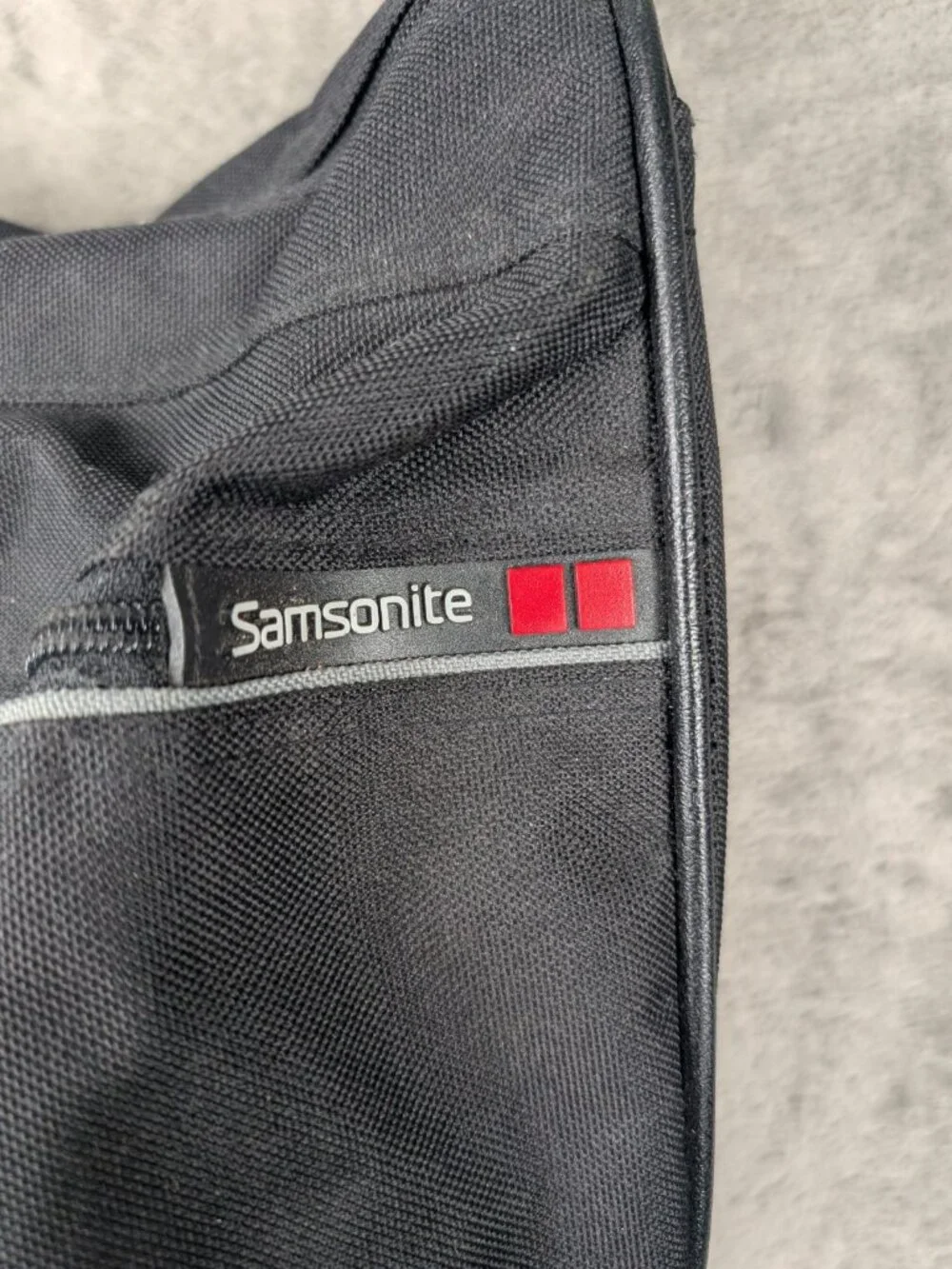 Vintage Samsonite Messenger Bag Black Canvas Fabric Oyster GLS With Long Strap